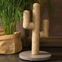 Designed By Lotte Krabpaal Cactus -Happy Paws Verkoop designed by lotte krabpaal cactus 170011 2000 none